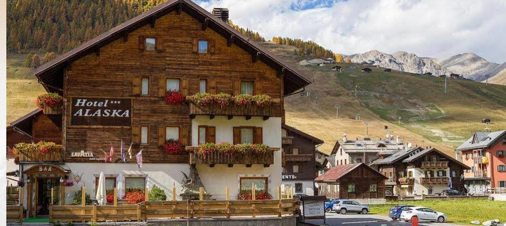 Hotel Alaska Ливиньо Экстерьер фото